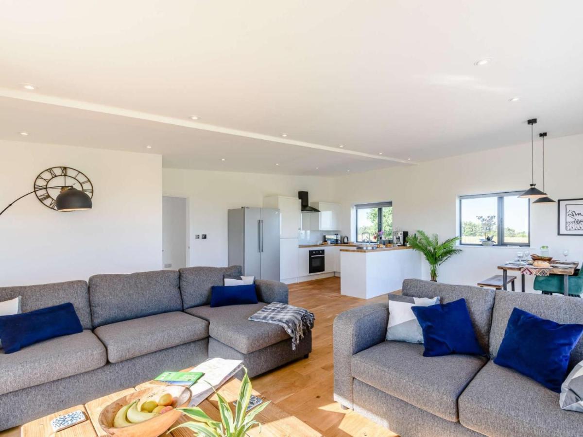 2-Bed Modern Bungalow - Outstanding Country Views 해러게이트 외부 사진